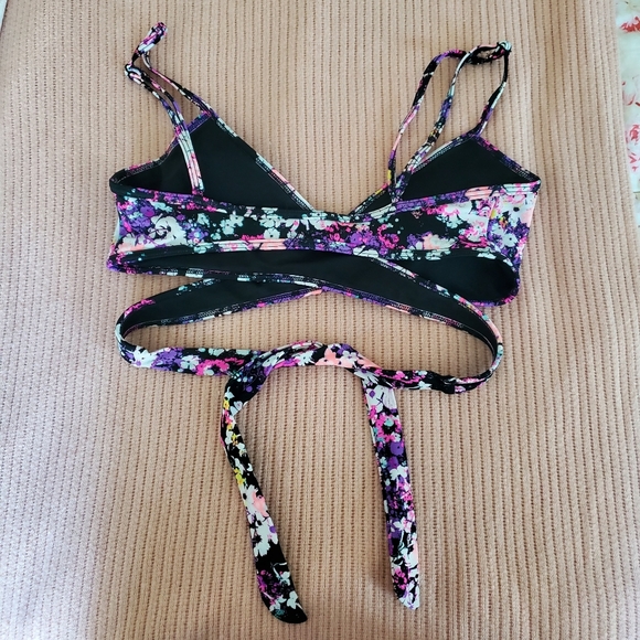 Bikini Top - Picture 3 of 4